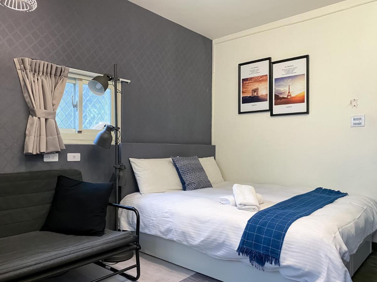 Fengjia Sleep Hotel Taichung Bagian luar foto