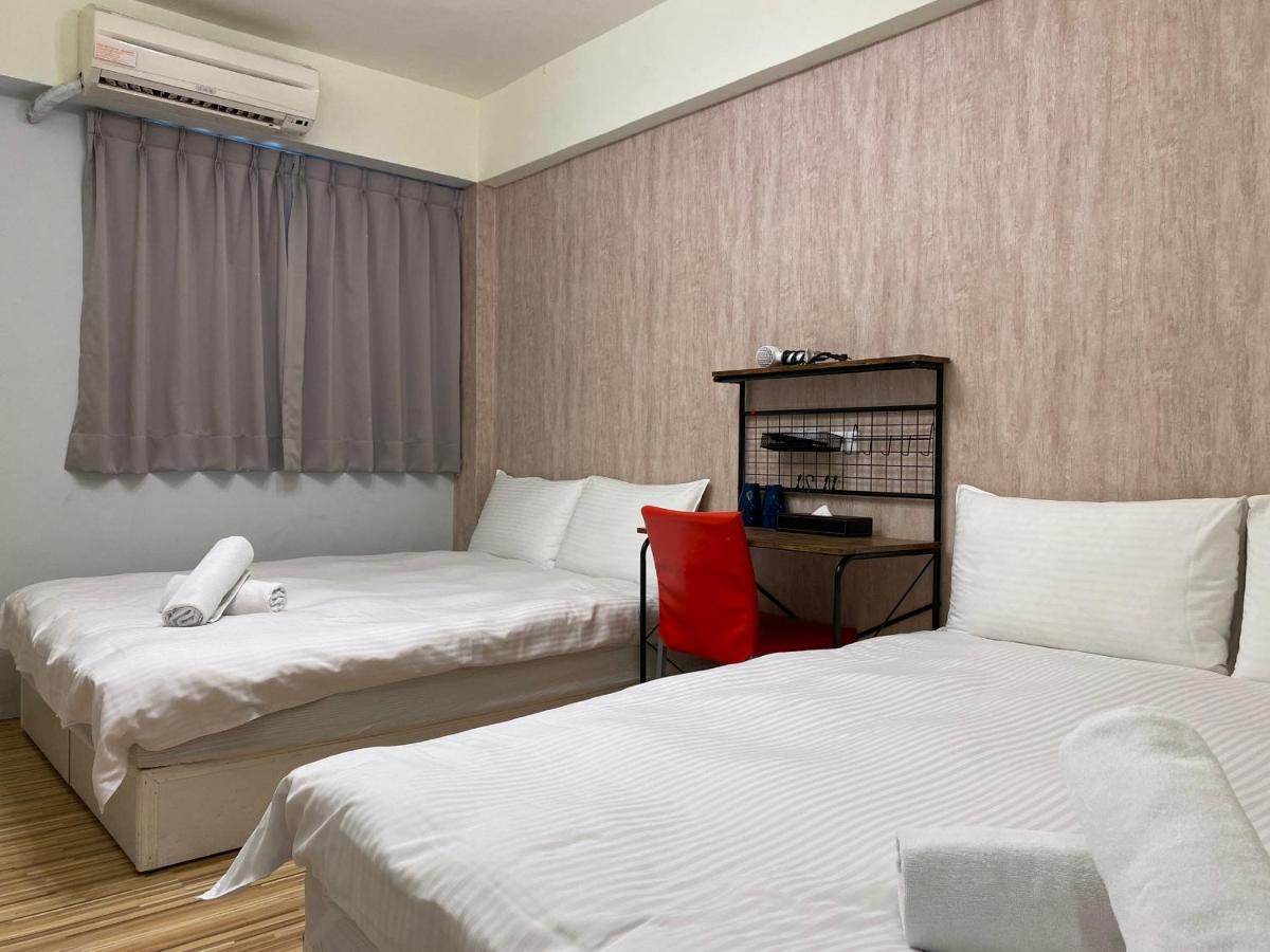 Fengjia Sleep Hotel Taichung Bagian luar foto