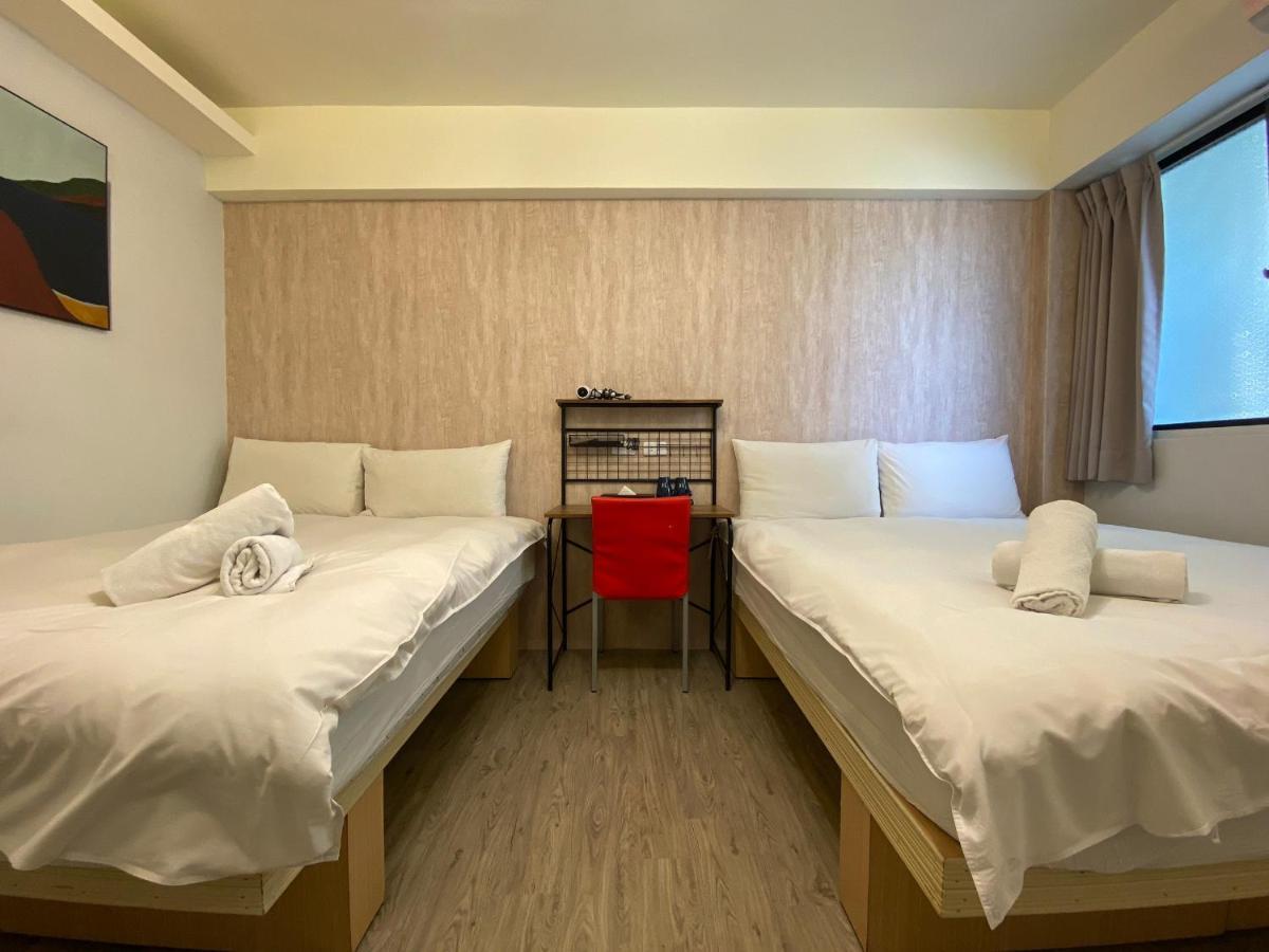 Fengjia Sleep Hotel Taichung Bagian luar foto
